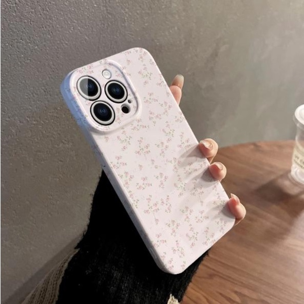 Floral White Phone Case